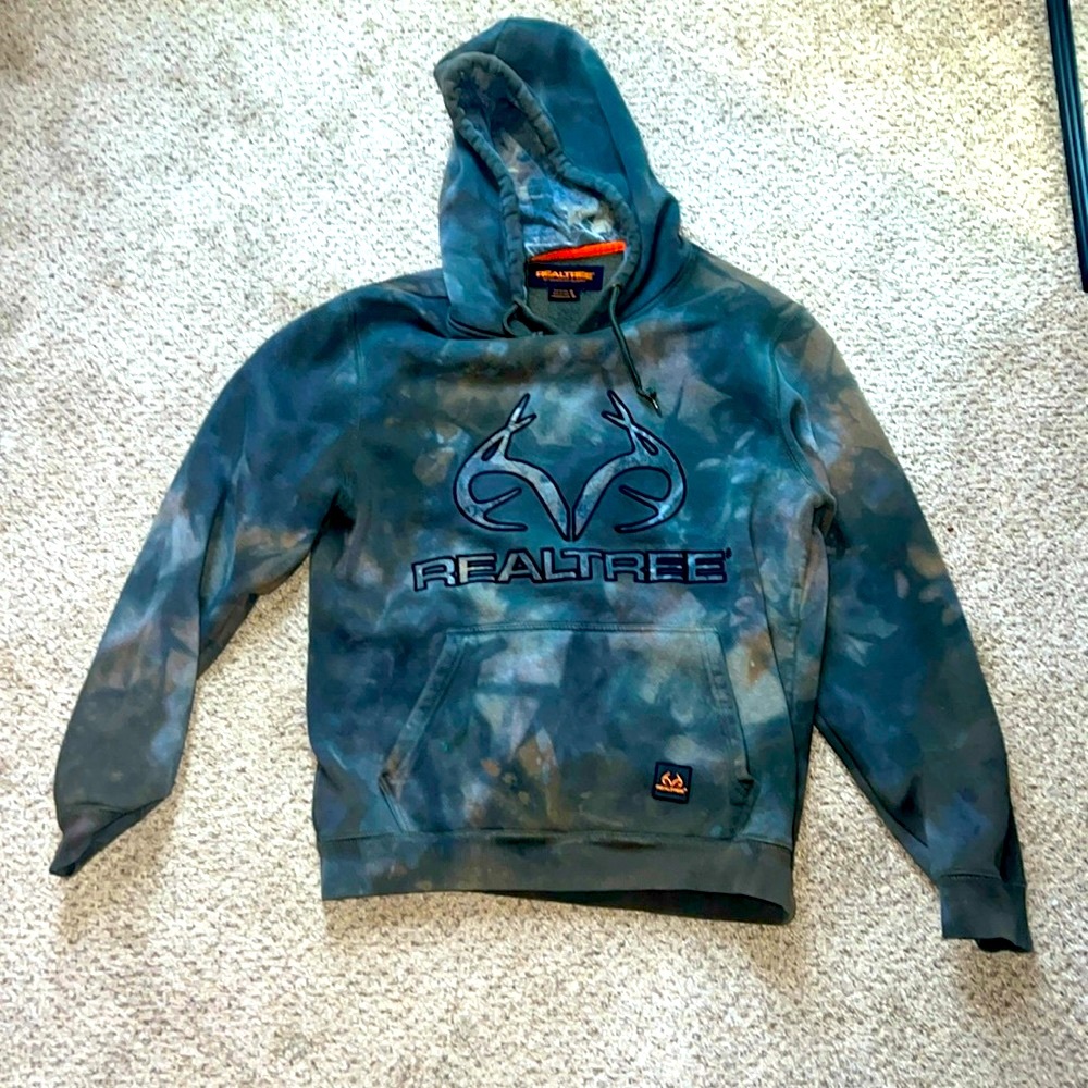 Real Tree mens hoodie acid wash like new condition size Medium Relaxed Fit.
